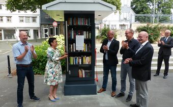 Bücherschrank bereichert die Altstadt