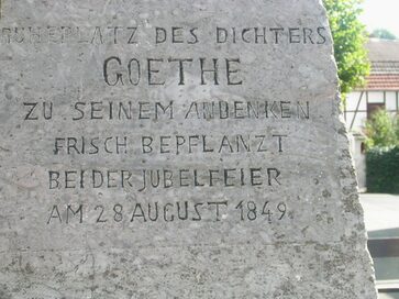 Ein Stein am Goetheplatz in Garbenheim