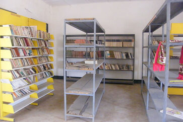Die Bibliothek im Kommunikationszentrum