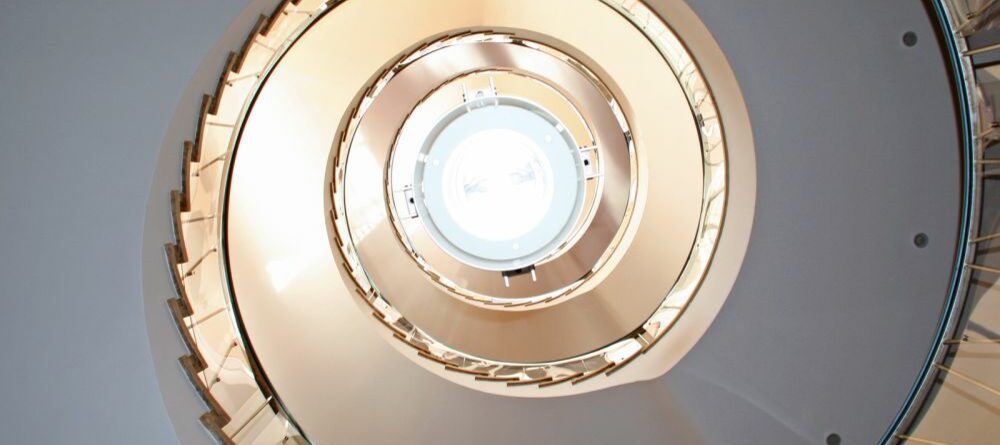 Die Treppe im Wetzlarer Rathaus aus der Vogelperspektive